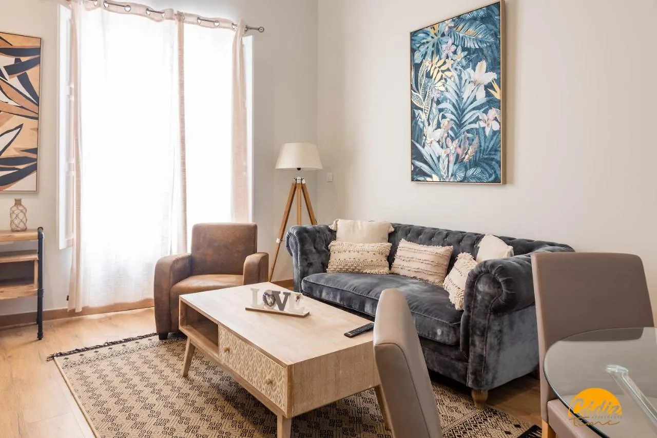 Carpenter'S Home By Cadiz Time Apartamento